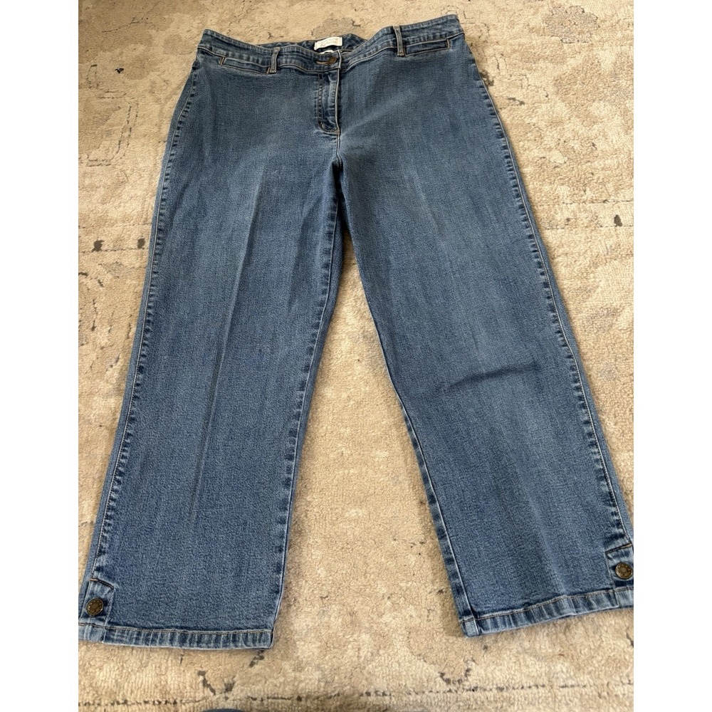 Christopher & Banks‎ Women's 14 (34x23) Cropped Capri Denim Blue Jeans Med Wash